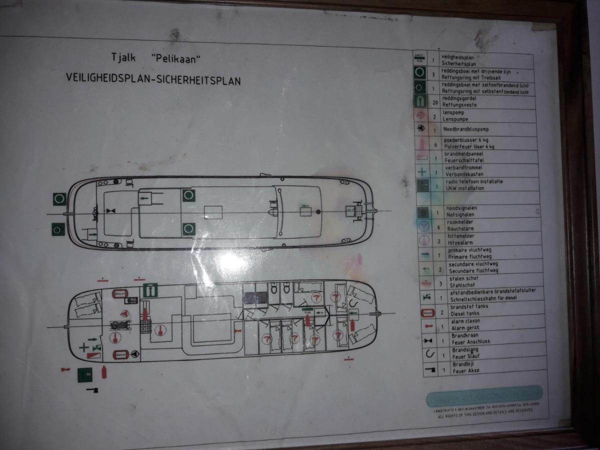 Hostel Tjalkjacht Pelikaan Enkhuizen Zewnętrze zdjęcie